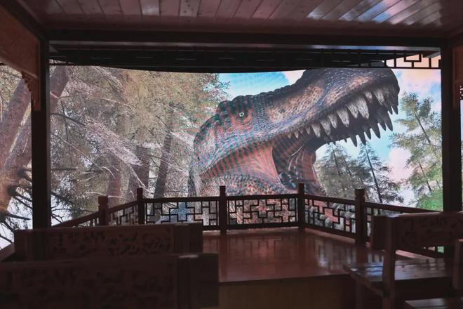 开飞机、高铁乘模拟军舰上宇宙飞船……4个地方让娃娃体验上天下海(图6)