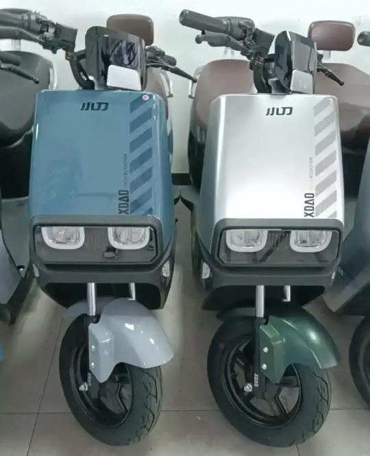 3000元档的3款电动摩托车标配72伏大容量电池最高续航200公里(图3)