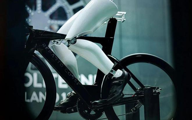 世巡赛再无圈刹！Bianchi全新碟刹计时车AquilaRC登场(图4)