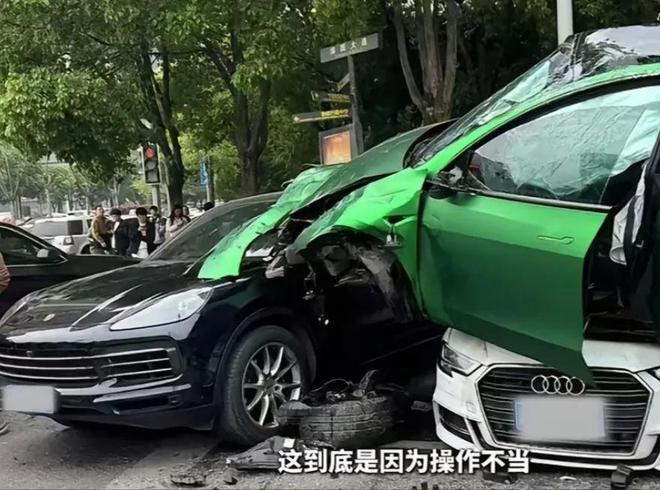 重庆特斯拉连撞五车事件后续：损失或超百万。(图7)