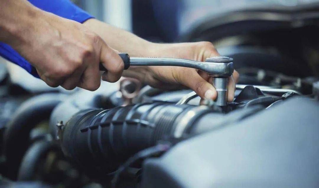 被电动车“干掉”的汽修厂(图1)