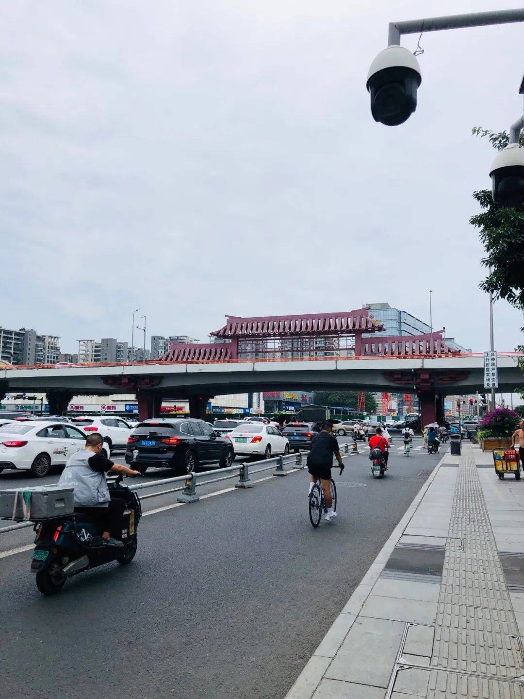 被电动车“干掉”的汽修厂(图2)