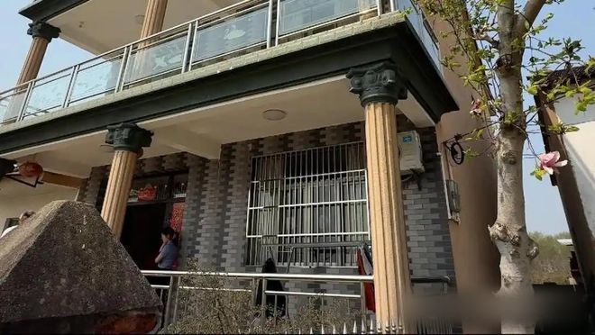 安徽现实版“吸血鬼”弟弟讹诈瘫痪哥哥：为何亲情会变得如此丧尽天良？(图6)
