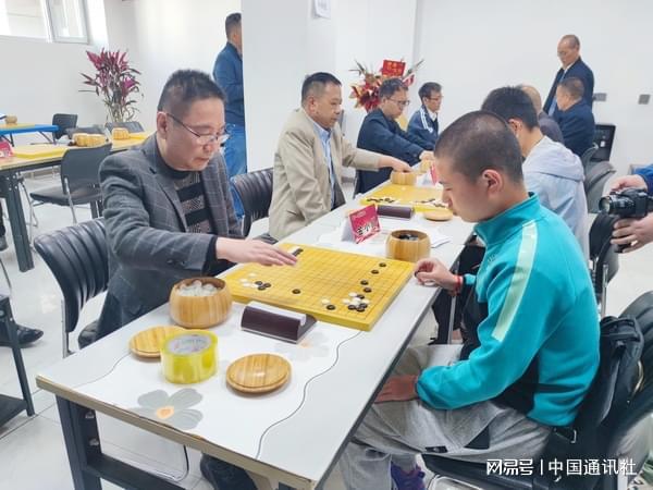 2025年青海省业余围棋庆五一擂台赛激情开赛(图2)