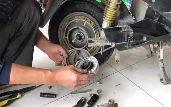 天气转暖电动车还是跑不远？先别着急换电池先试试这4招再说(图3)