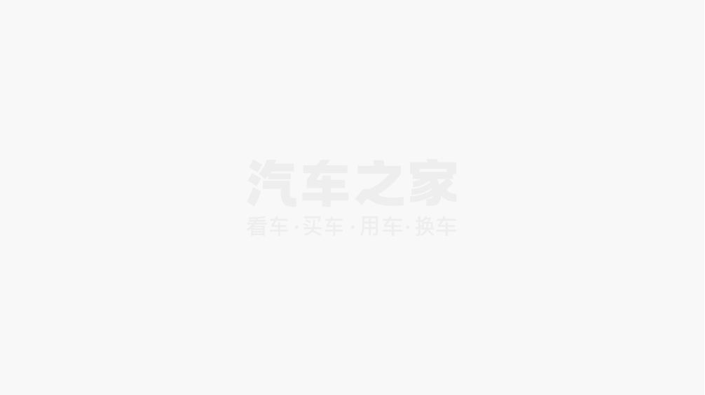 彻底黑化路虎卫士OCTABlack版官图发布依旧搭载44TV8发动机(图1)