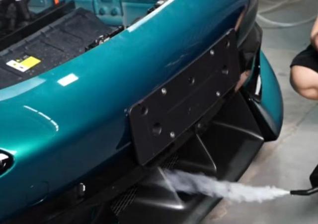 多名小米SU7Ultra车主要求退车！有人称“两个孔就是装饰”与宣传功能不符(图4)