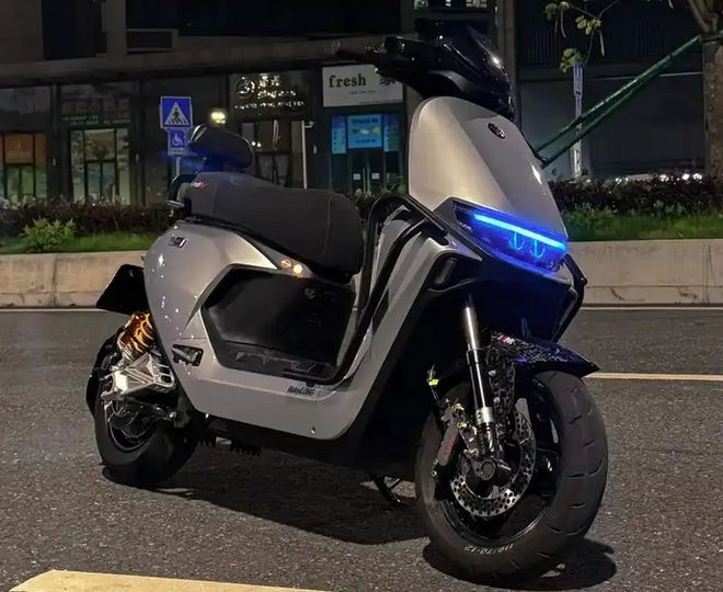 2025年买电动车这4种“伪高端”配置不要选都是妥妥的智商税(图4)