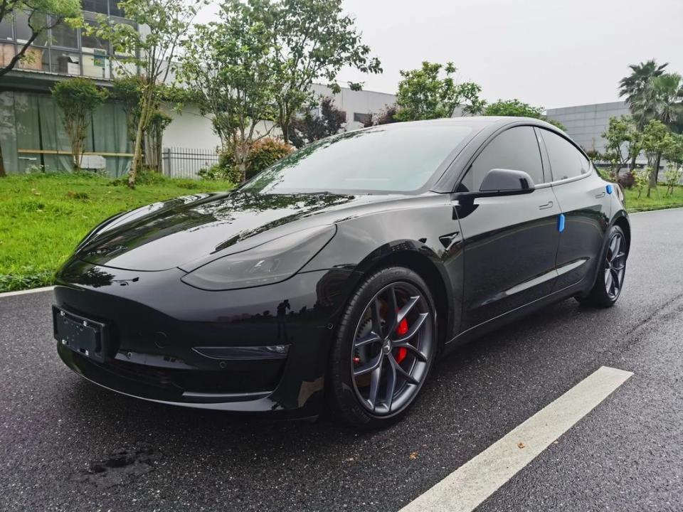 电动车开几年就坏？这款车6年半跑了60万公里连刹车片都没换过(图3)