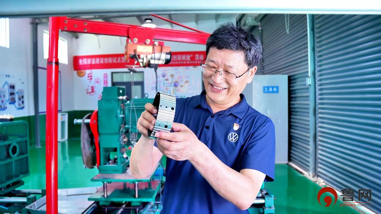 攻坚克难三十载筑梦领航“匠心路”——记2025年新晋全国劳模莒县晨宇汽车销售服务有限公司技术经理刘兰普(图6)