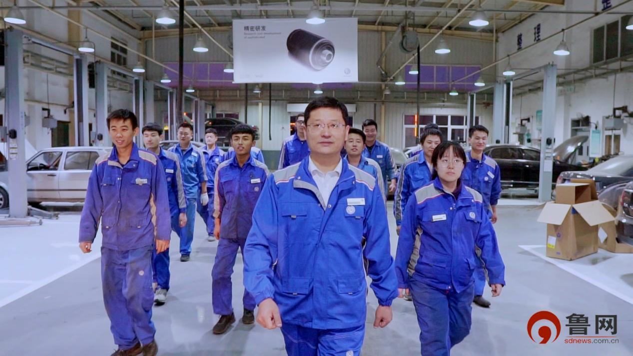 攻坚克难三十载筑梦领航“匠心路”——记2025年新晋全国劳模莒县晨宇汽车销售服务有限公司技术经理刘兰普(图7)