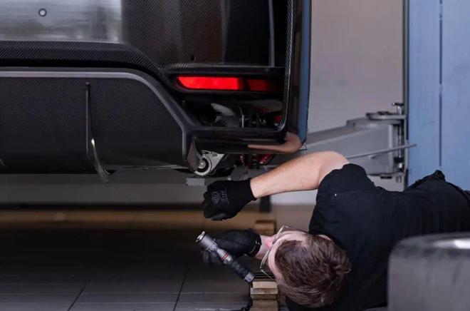 RMLGTHypercar：合法上路的907匹911TurboS极限压榨(图10)