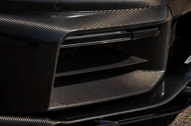 RMLGTHypercar：合法上路的907匹911TurboS极限压榨(图7)