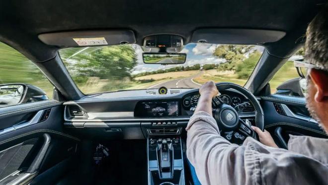 RMLGTHypercar：合法上路的907匹911TurboS极限压榨(图19)