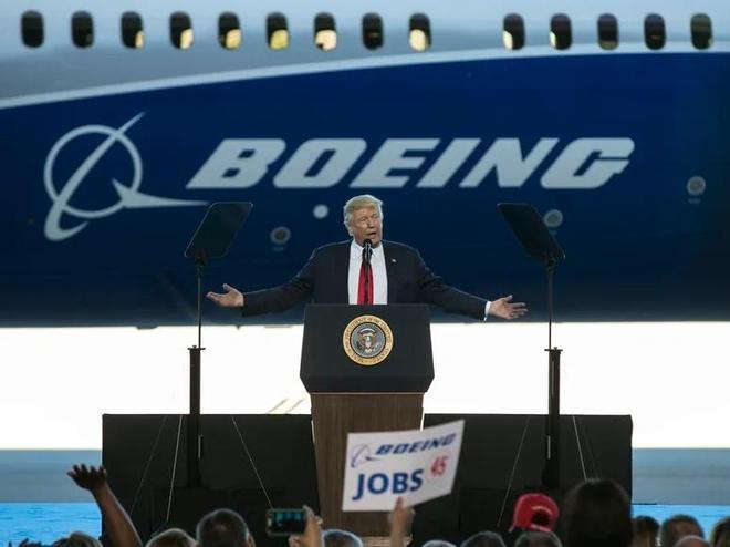 特朗普“搬起石头砸波音脚”真是让人大开眼界(图1)