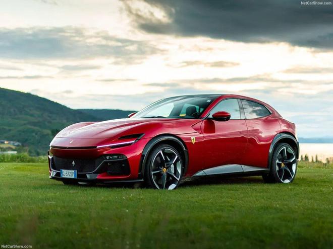 超能打的阿斯顿·马丁DBX707来一台试试？(图23)