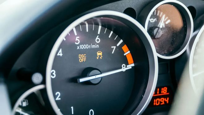 MX-5配红头K24马自达也有了8200转红线VTEC爆裂音(图10)