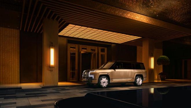 仰望U8L鼎世版荣获年度豪华SUV(图4)