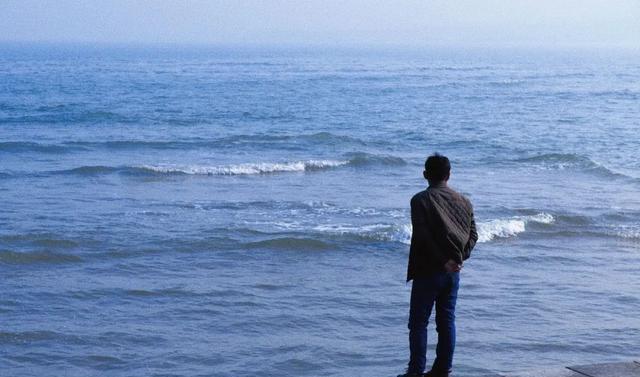 一个人越来越强大的迹象：停止索要情绪价值(图2)