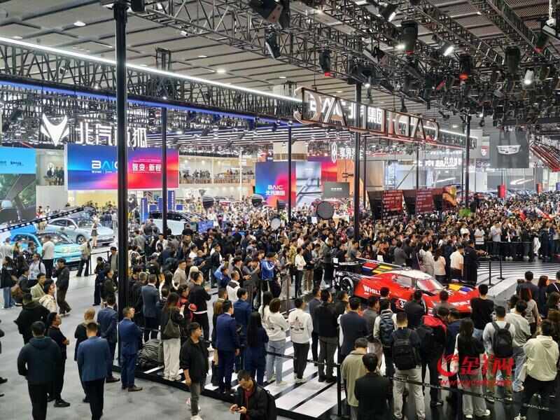 广州车展盛大启幕！全球首发新车汇聚展示智能出行新技术(图3)