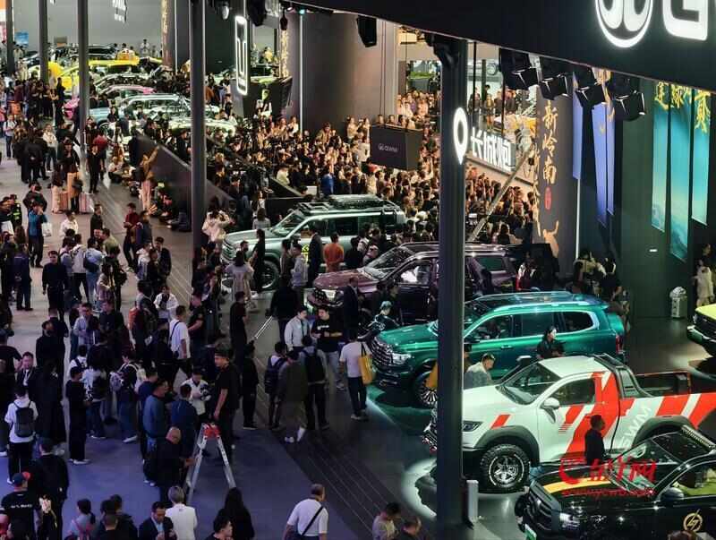 广州车展盛大启幕！全球首发新车汇聚展示智能出行新技术(图5)