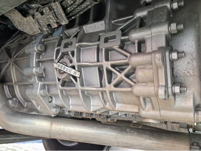 25个月100万公里无大修！这款燃气牵引车凭啥这么牛？(图2)