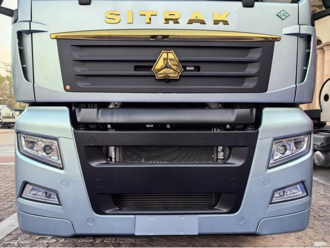 25个月100万公里无大修！这款燃气牵引车凭啥这么牛？(图7)