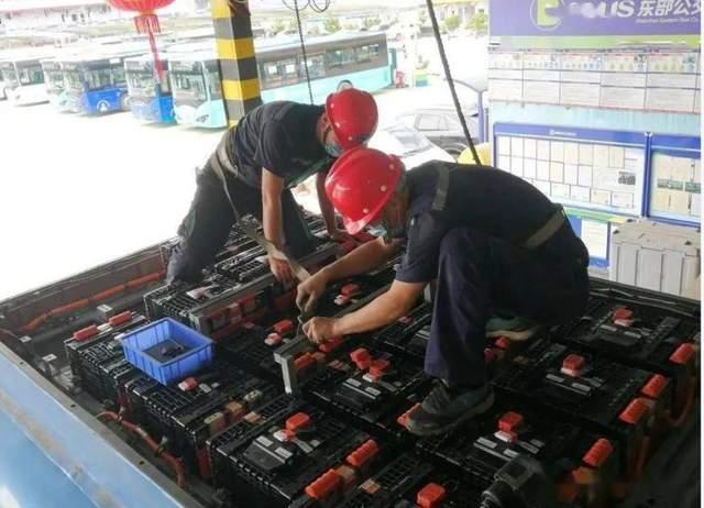 欧洲喊电动车污染却定2035年禁售油车言行不一引争议(图5)