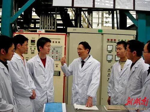 获终身成就奖后黄伯云院士将奖金全部赠予母校中南大学(图3)