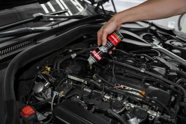 养一辆宝马5系一年要花多少钱？月薪1万养得起吗？(图3)