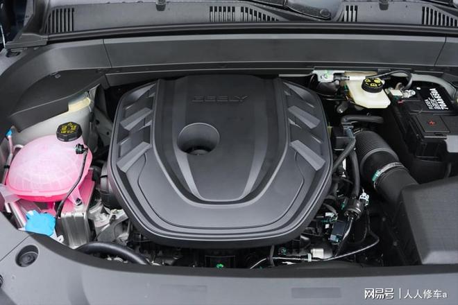 定位五座紧凑SUV配20T+爱信8AT这款国产纯燃油还是有看点的(图1)