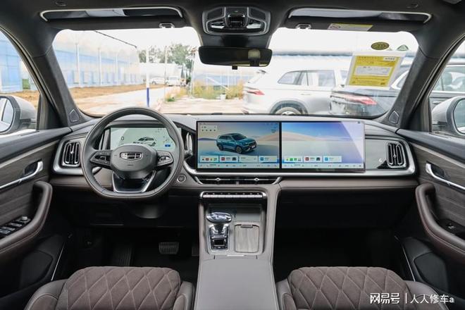 定位五座紧凑SUV配20T+爱信8AT这款国产纯燃油还是有看点的(图5)