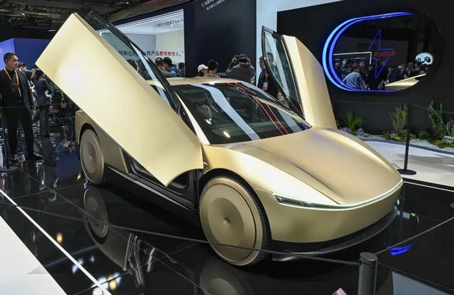 特斯拉Cybercab将明年量产没有刹车和方向盘能行？(图2)