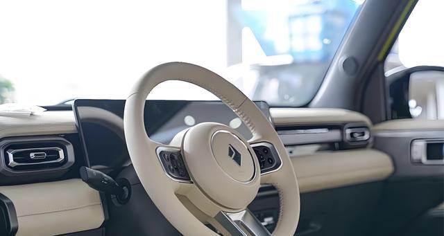 最美比亚迪轿跑溜背式车身+激光雷达性能卓越、续航持久(图5)