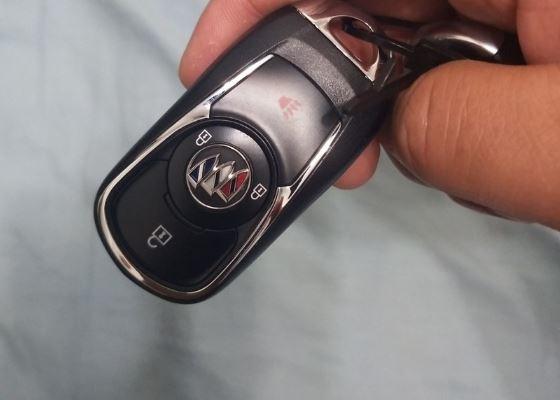 2021款别克昂科威实车到店全系15T标配主动降噪15T很省油(图8)