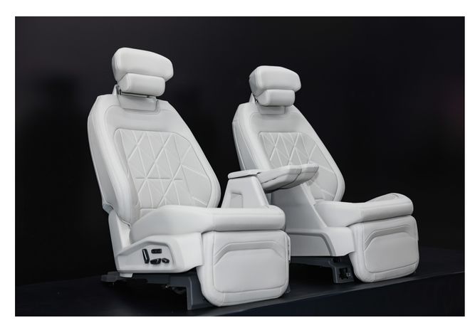 新增百万豪车级真皮座椅配置全面升级26款福特锐界L亮相(图3)