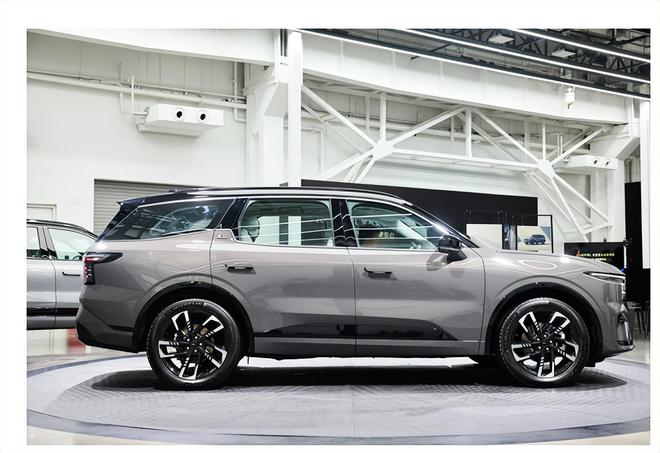 新增百万豪车级真皮座椅配置全面升级26款福特锐界L亮相(图7)