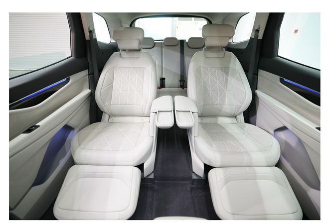 新增百万豪车级真皮座椅配置全面升级26款福特锐界L亮相(图10)