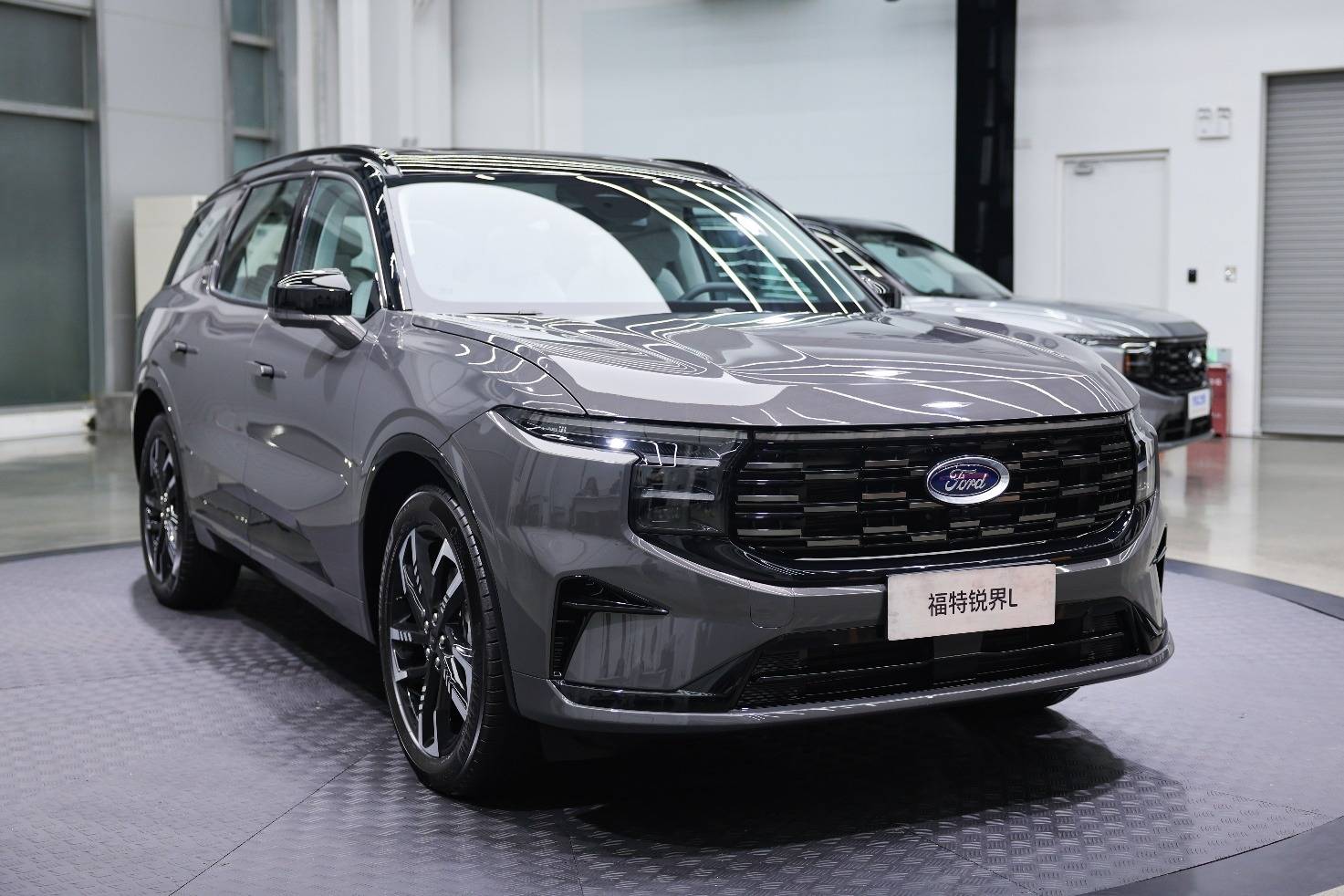 配置全面升级二排头等舱26款福特锐界L亮相！(图8)