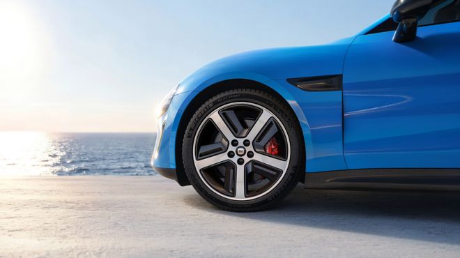 SU7两年换代：学我者生似我者死(图6)