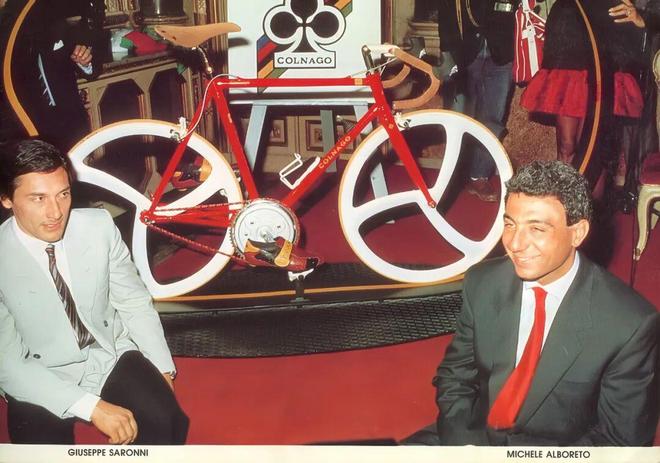 当意大利双星交汇:梅花和法拉利在1986年就搞出了这么个齿轮变速牙盘的公路车(图2)