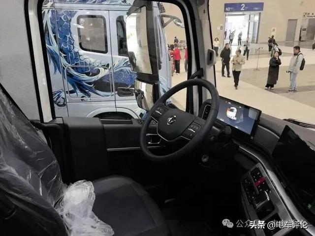 重汽豪沃KS“大战”东风天龙KH！2026谁最当红？(图7)