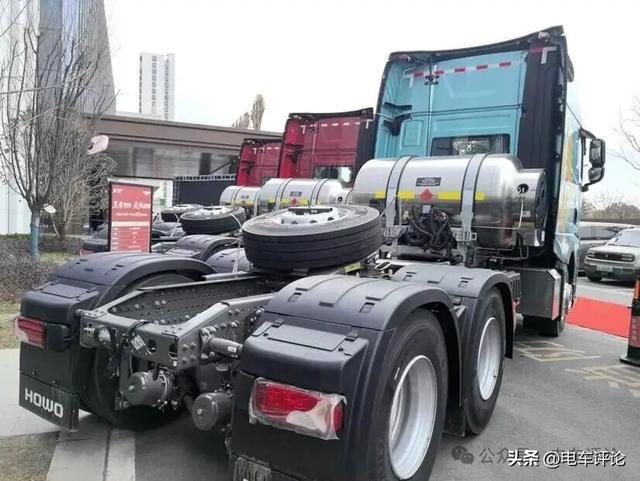 重汽豪沃KS“大战”东风天龙KH！2026谁最当红？(图15)